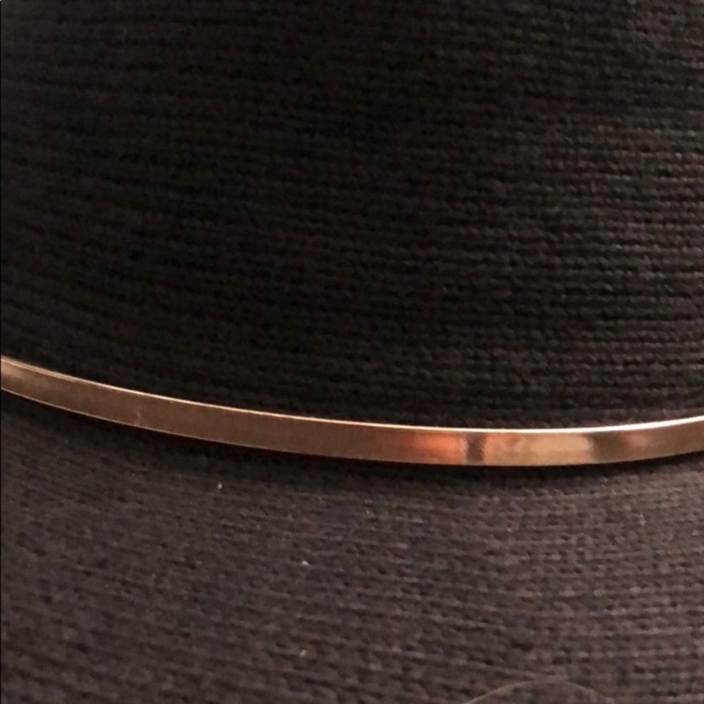 hat - Picture 4 of 4